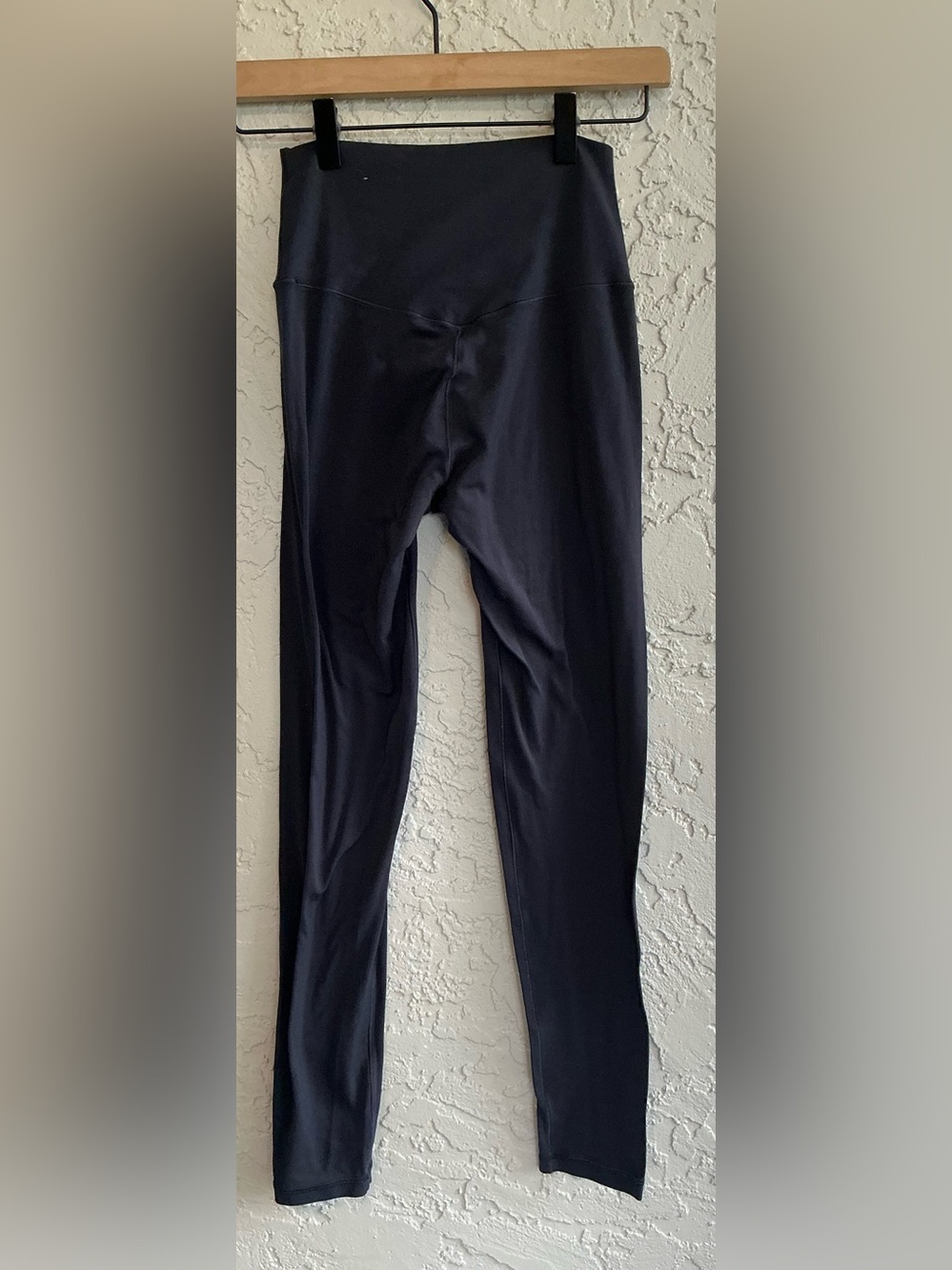 Offline by Aerie 7/8 Navy Blue Leggings